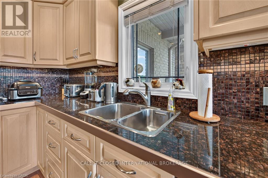 850 Regional Road 27 Property Photo 14