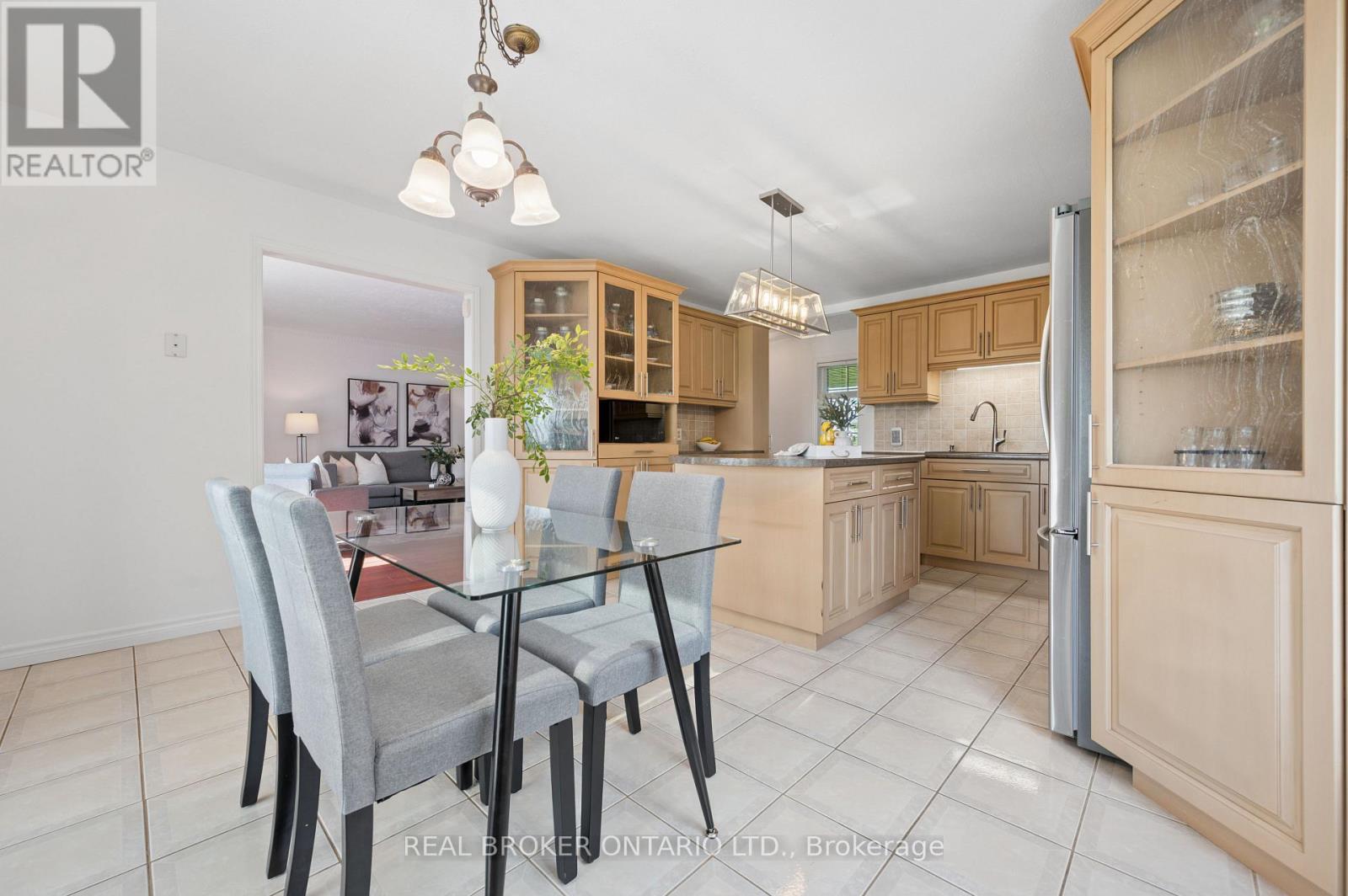 1049 Sheffield Road Property Photo 6