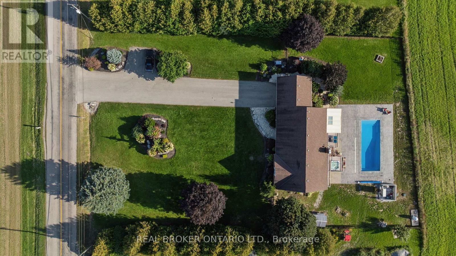 1049 Sheffield Road Property Photo 37