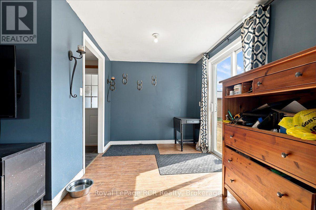 151601 Southgate Sideroad 15 Property Photo 11
