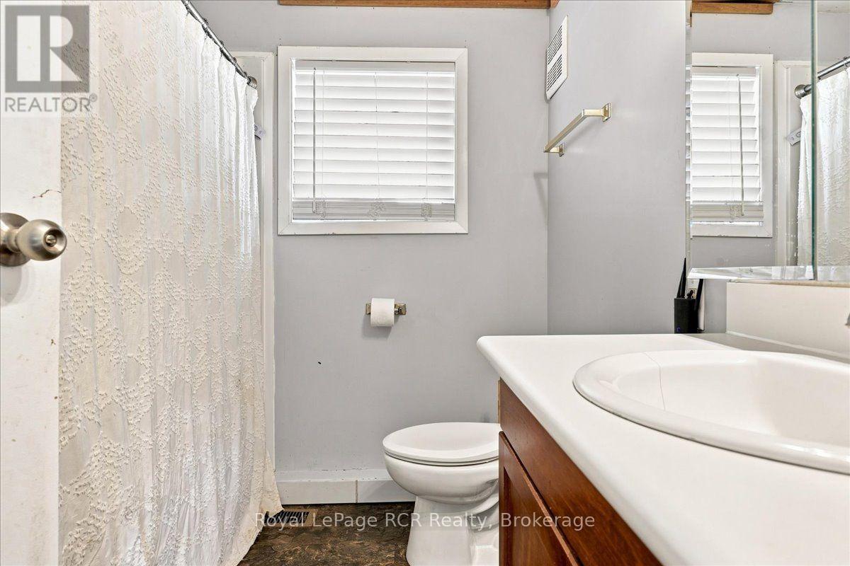 151601 Southgate Sideroad 15 Property Photo 19