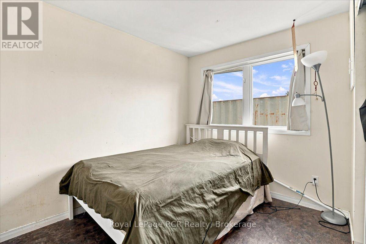 151601 Southgate Sideroad 15 Property Photo 22