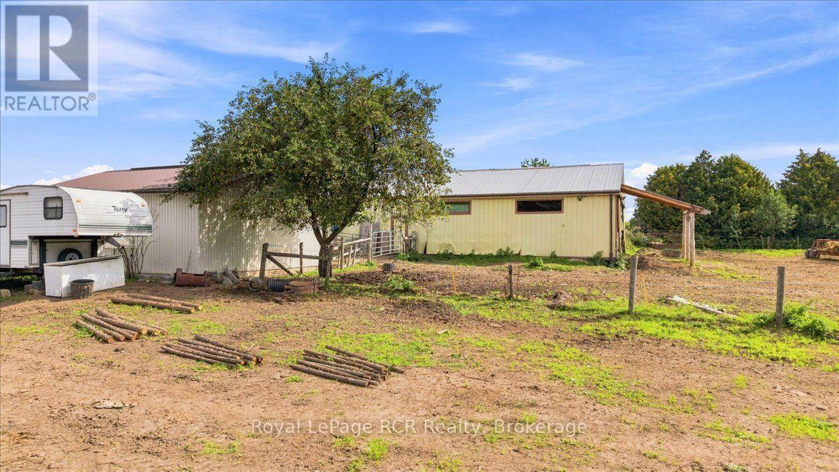 151601 Southgate Sideroad 15 Property Photo 41