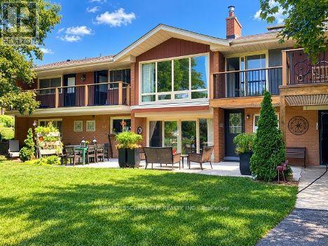 81 Thomson Drive Property Photo 1