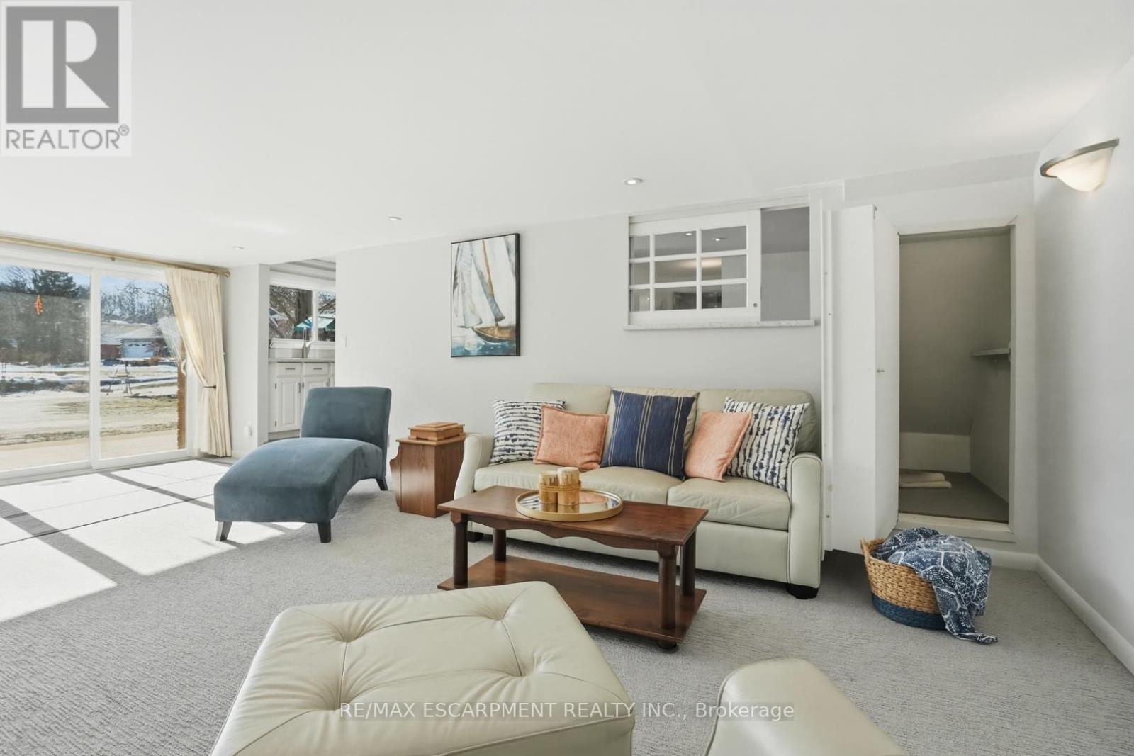 81 Thomson Drive Property Photo 30