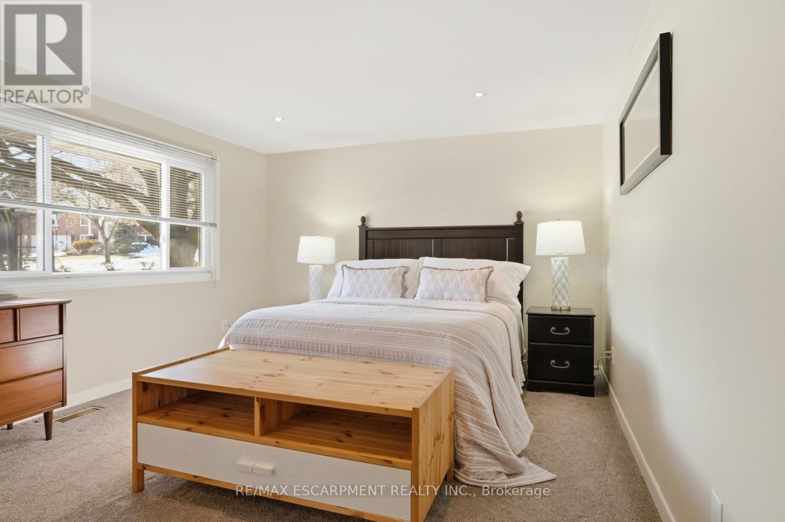 81 Thomson Drive Property Photo 39