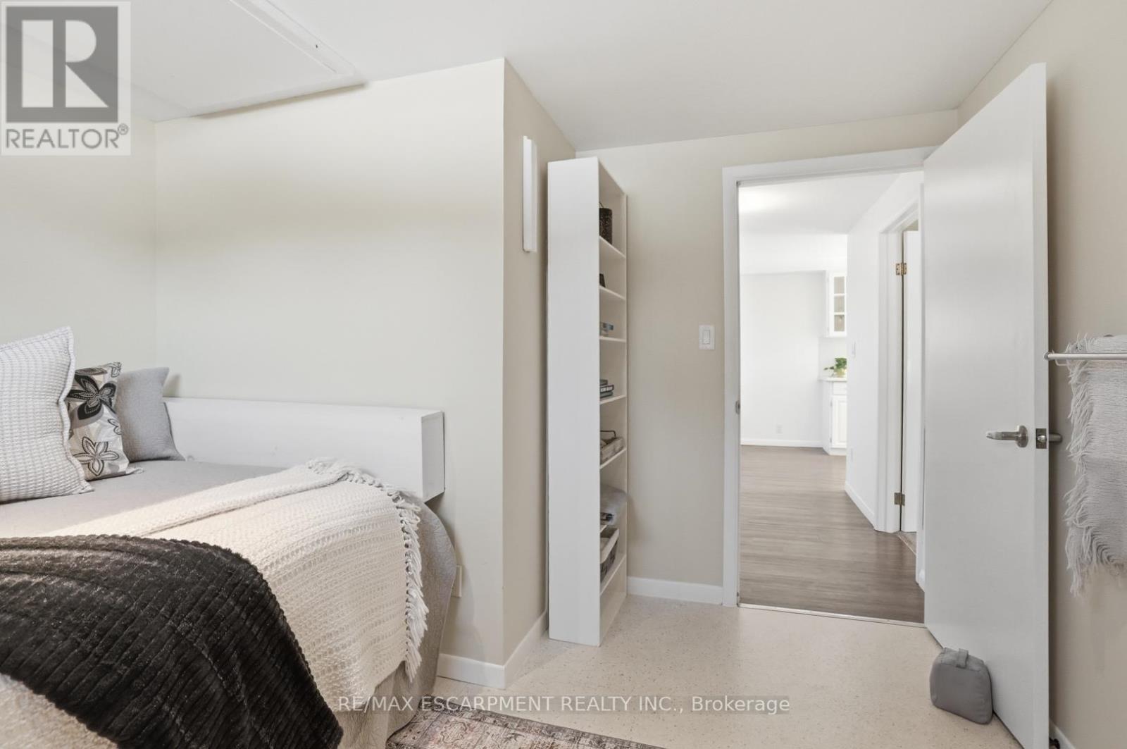 81 Thomson Drive Property Photo 41