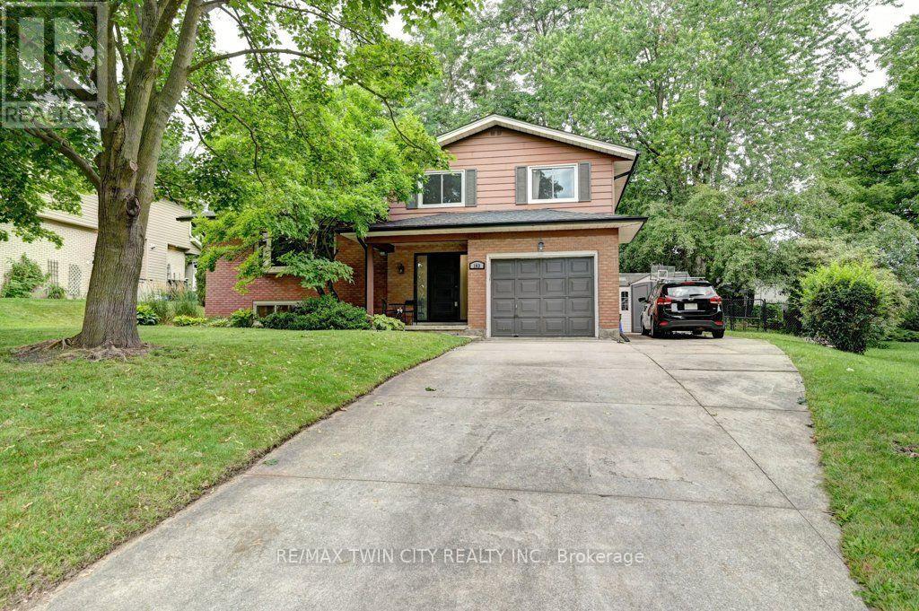 163 Chelford Crescent Property Photo 1