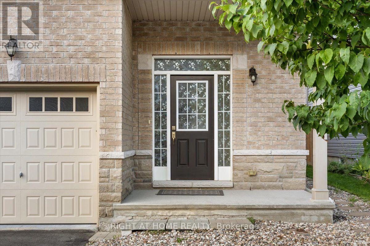 605 Silver Spruce Way Property Photo 3