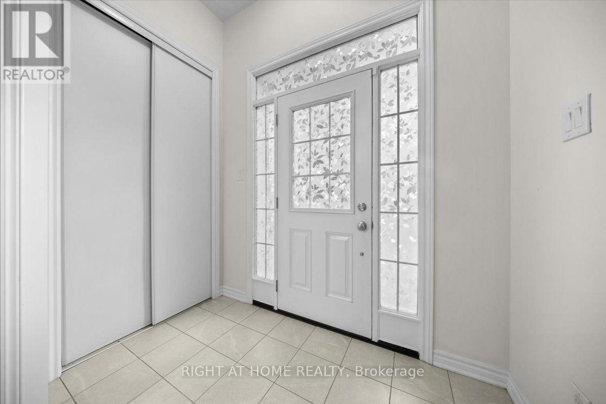 605 Silver Spruce Way Property Photo 4