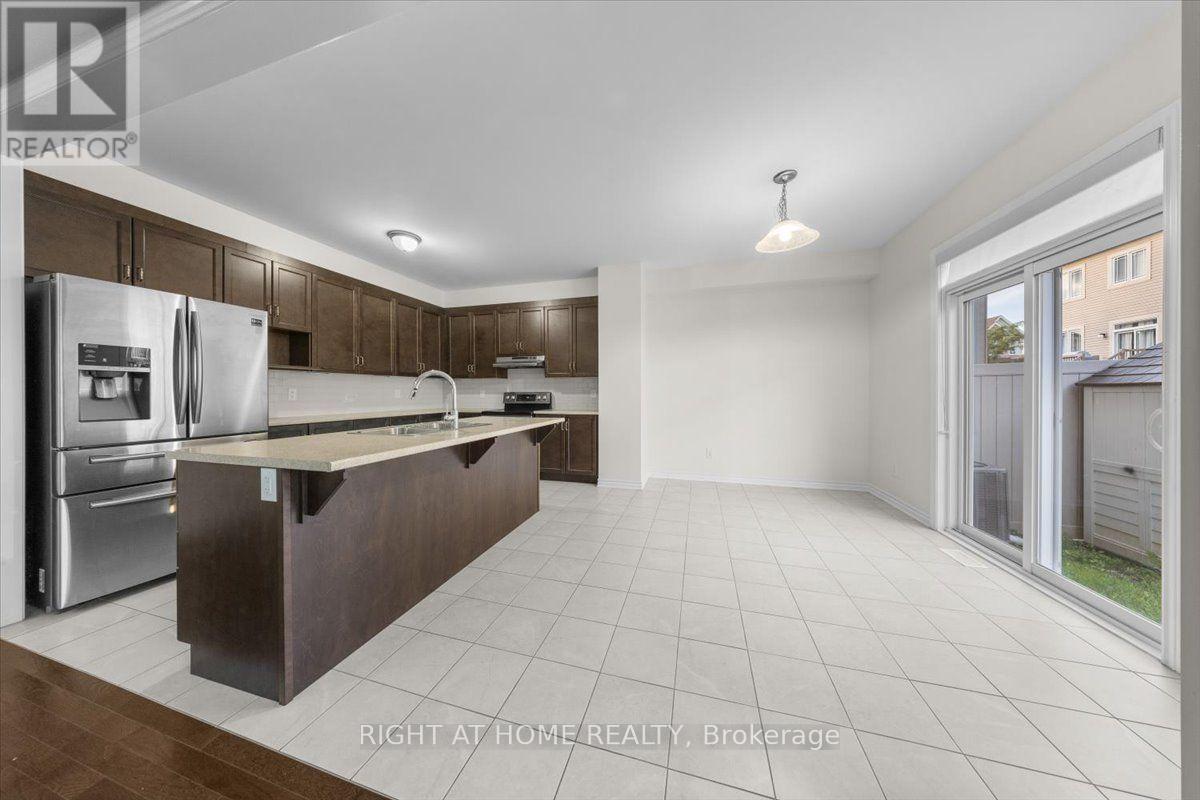 605 Silver Spruce Way Property Photo 12