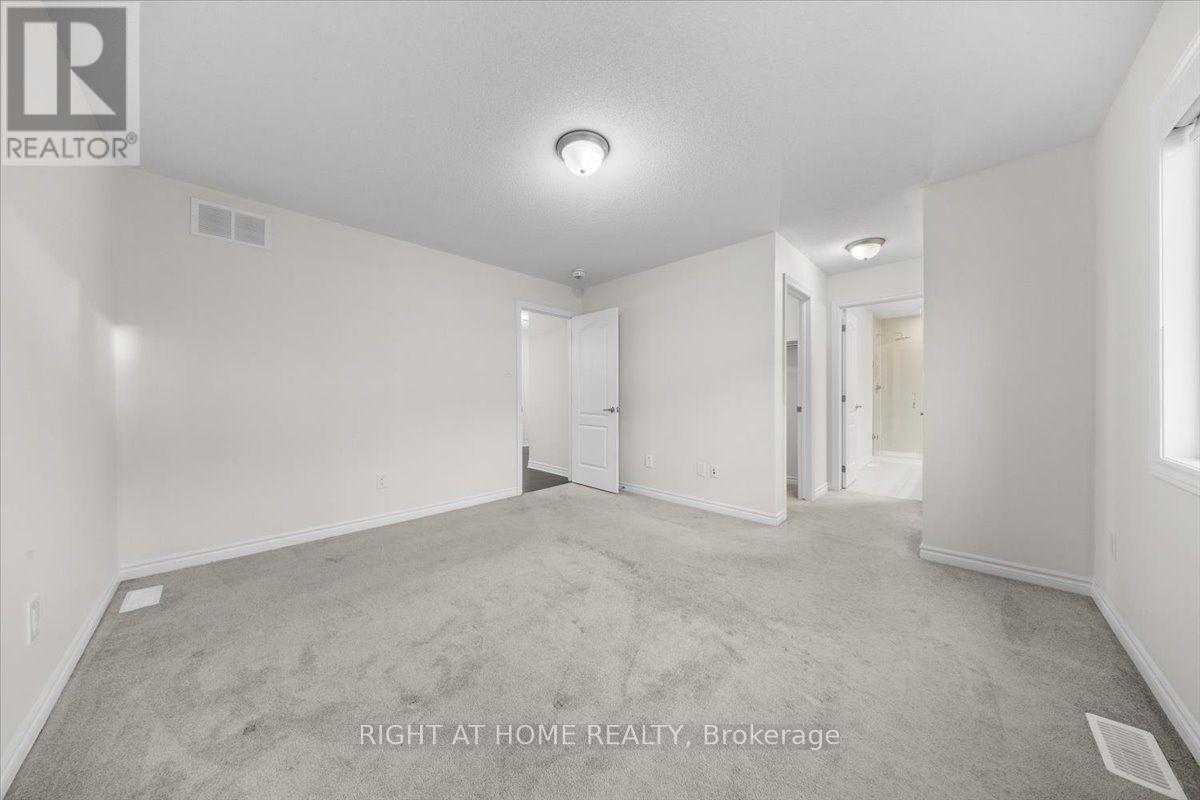 605 Silver Spruce Way Property Photo 22