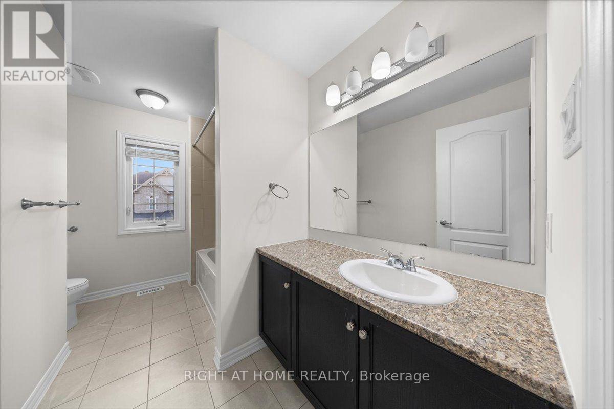 605 Silver Spruce Way Property Photo 28