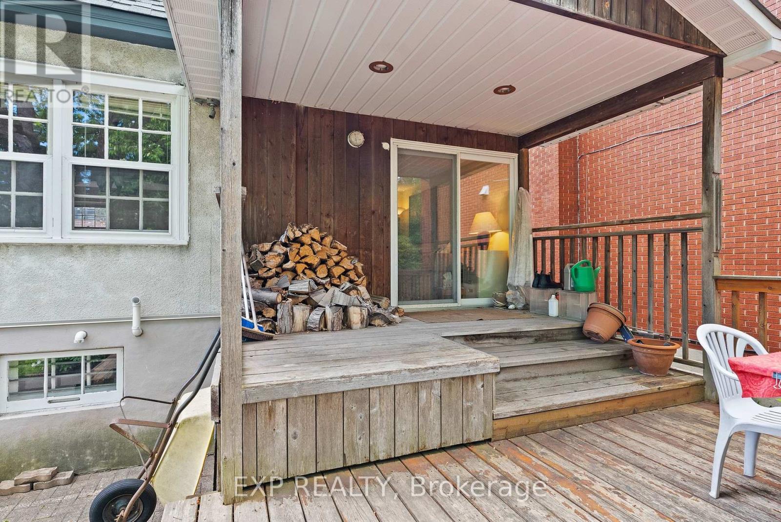 579 Broadview Avenue Property Photo 35