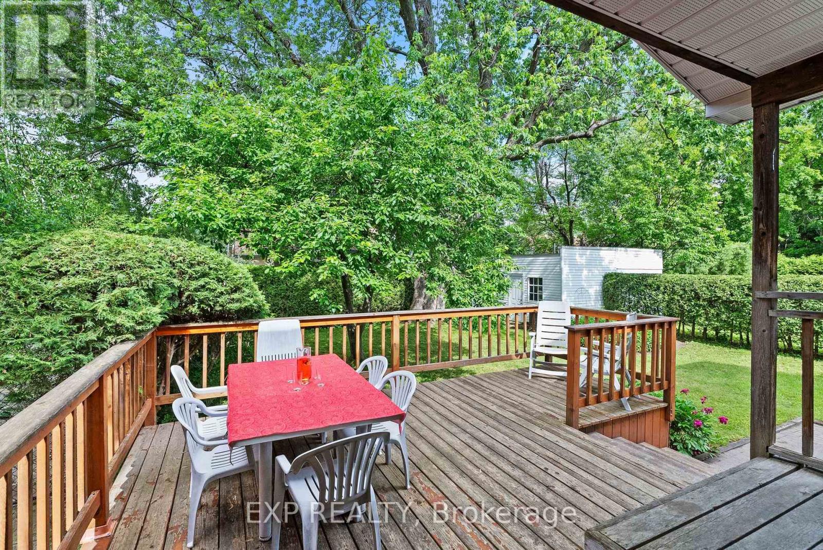 579 Broadview Avenue Property Photo 37
