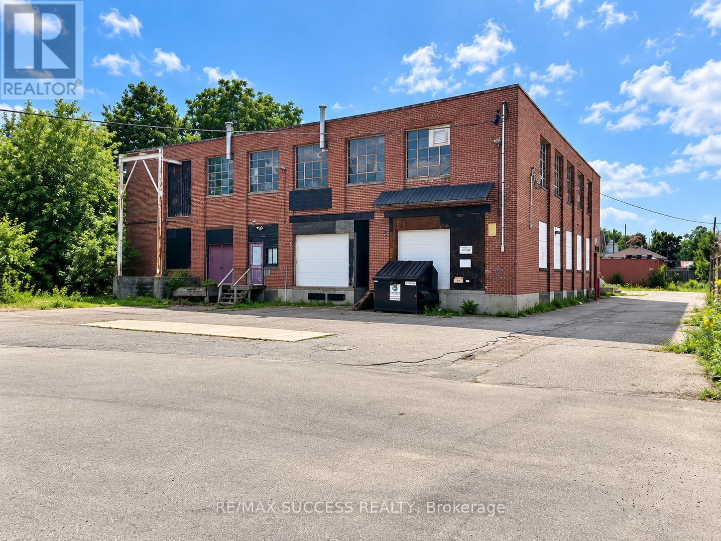 15 Webling Street Property Photo 2