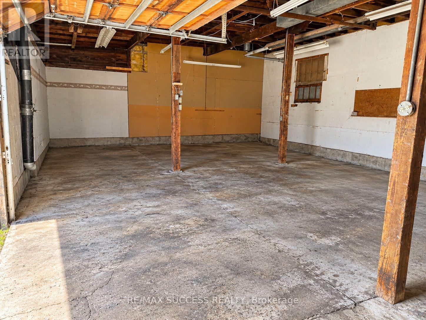 15 Webling Street Property Photo 11