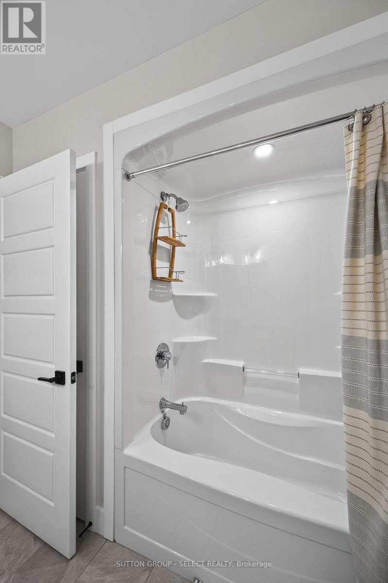 38 Royal Dornoch Drive Property Photo 32