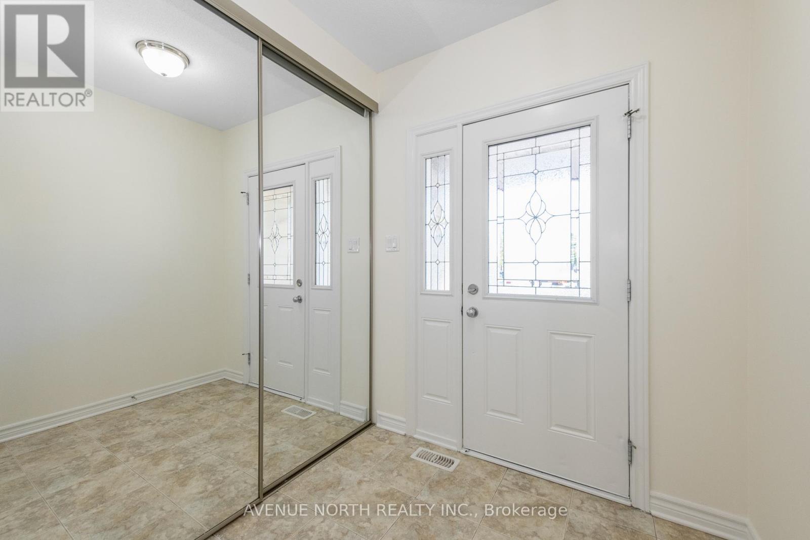 122b Centrepointe Drive Property Photo 6