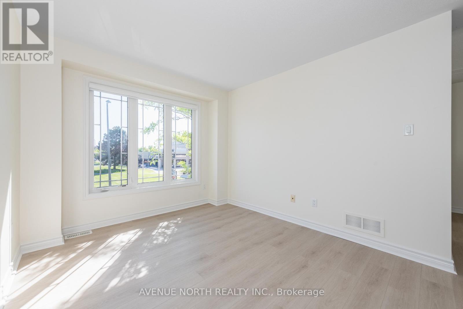 122b Centrepointe Drive Property Photo 17