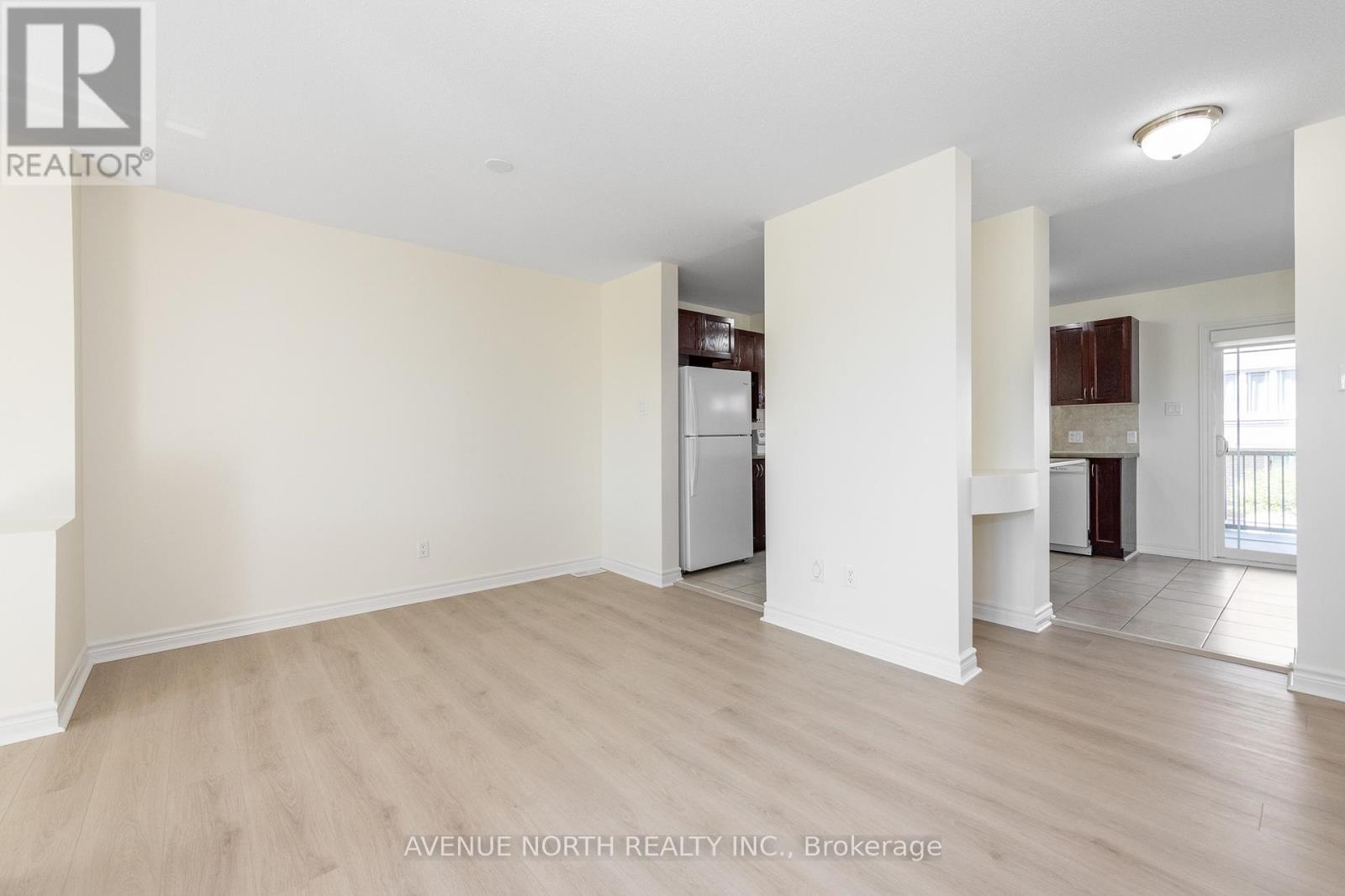 122b Centrepointe Drive Property Photo 20