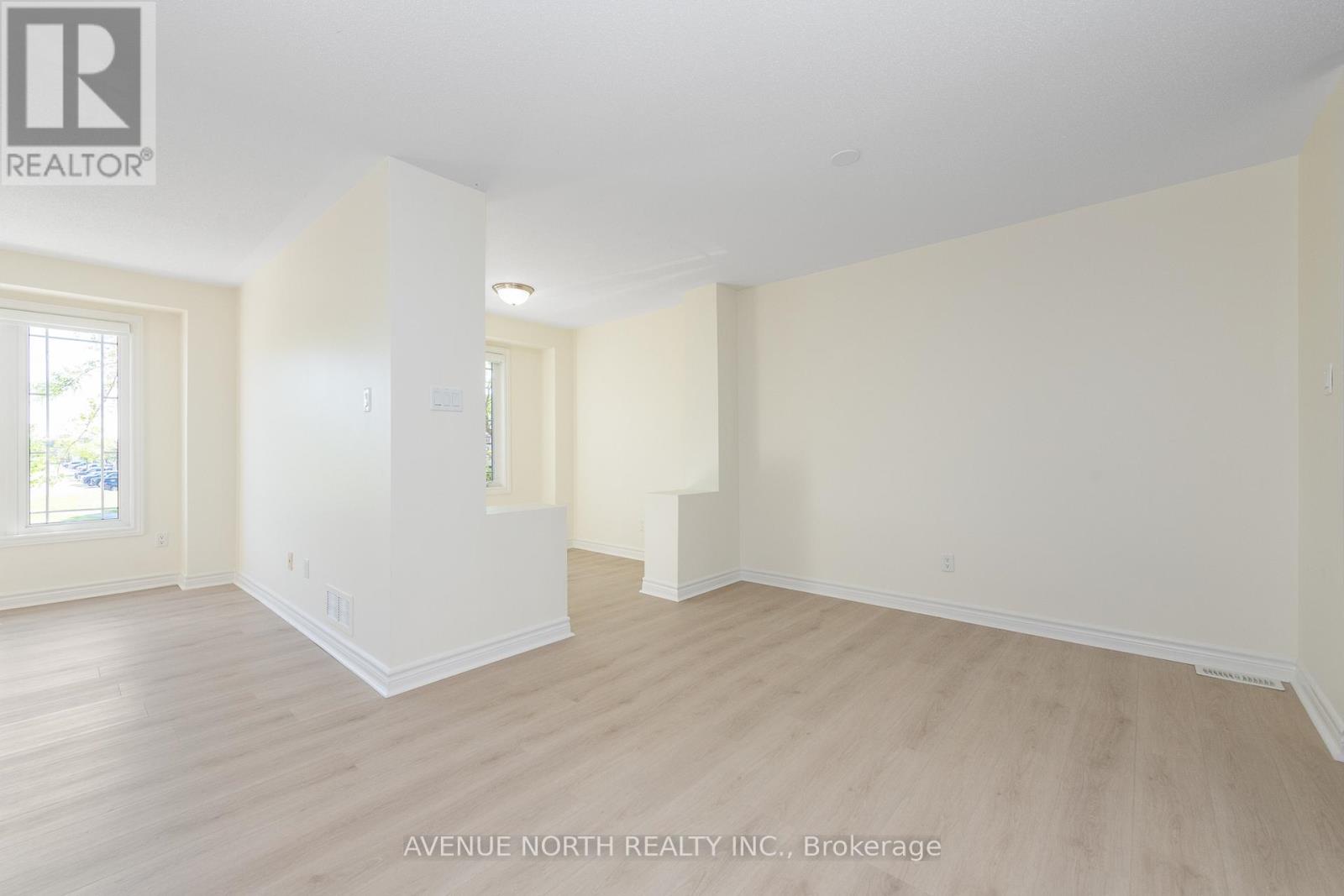122b Centrepointe Drive Property Photo 21