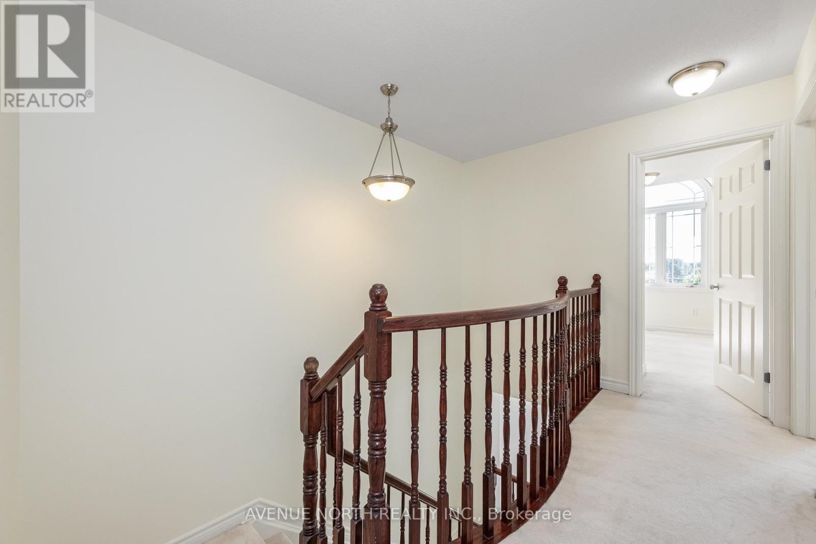 122b Centrepointe Drive Property Photo 32