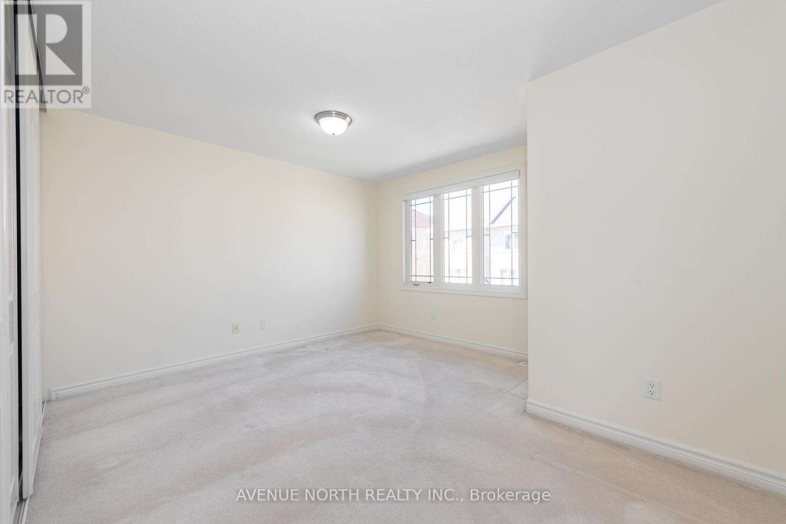 122b Centrepointe Drive Property Photo 40