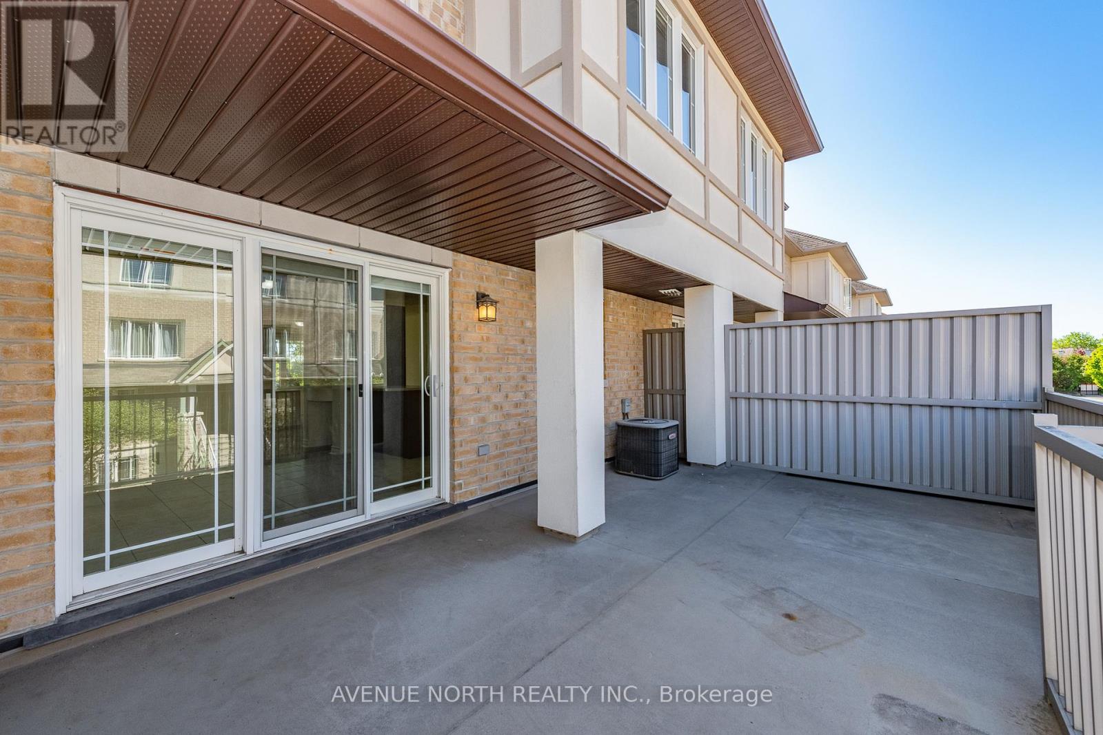 122b Centrepointe Drive Property Photo 46