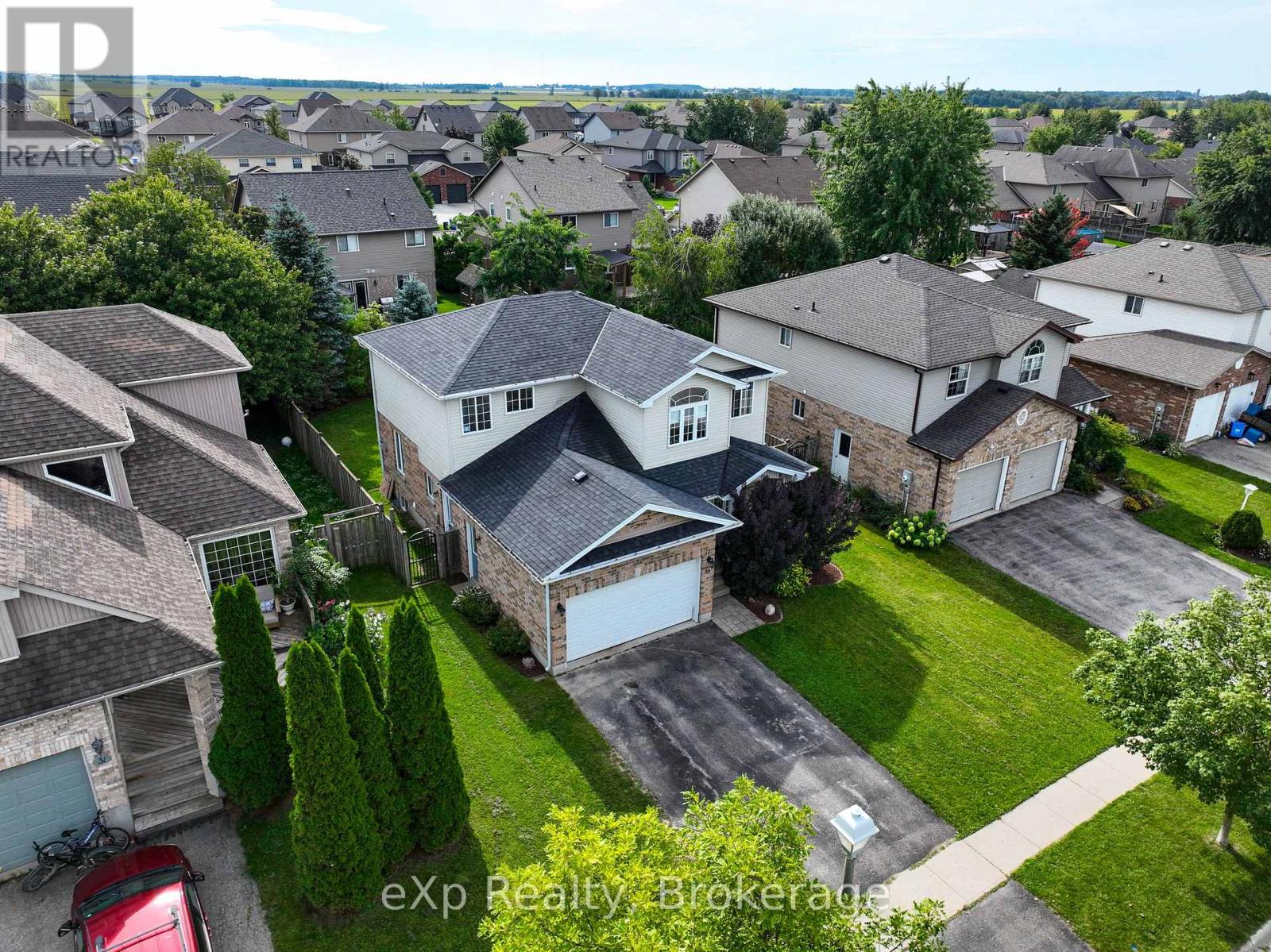 29 Maple Street Property Photo 1