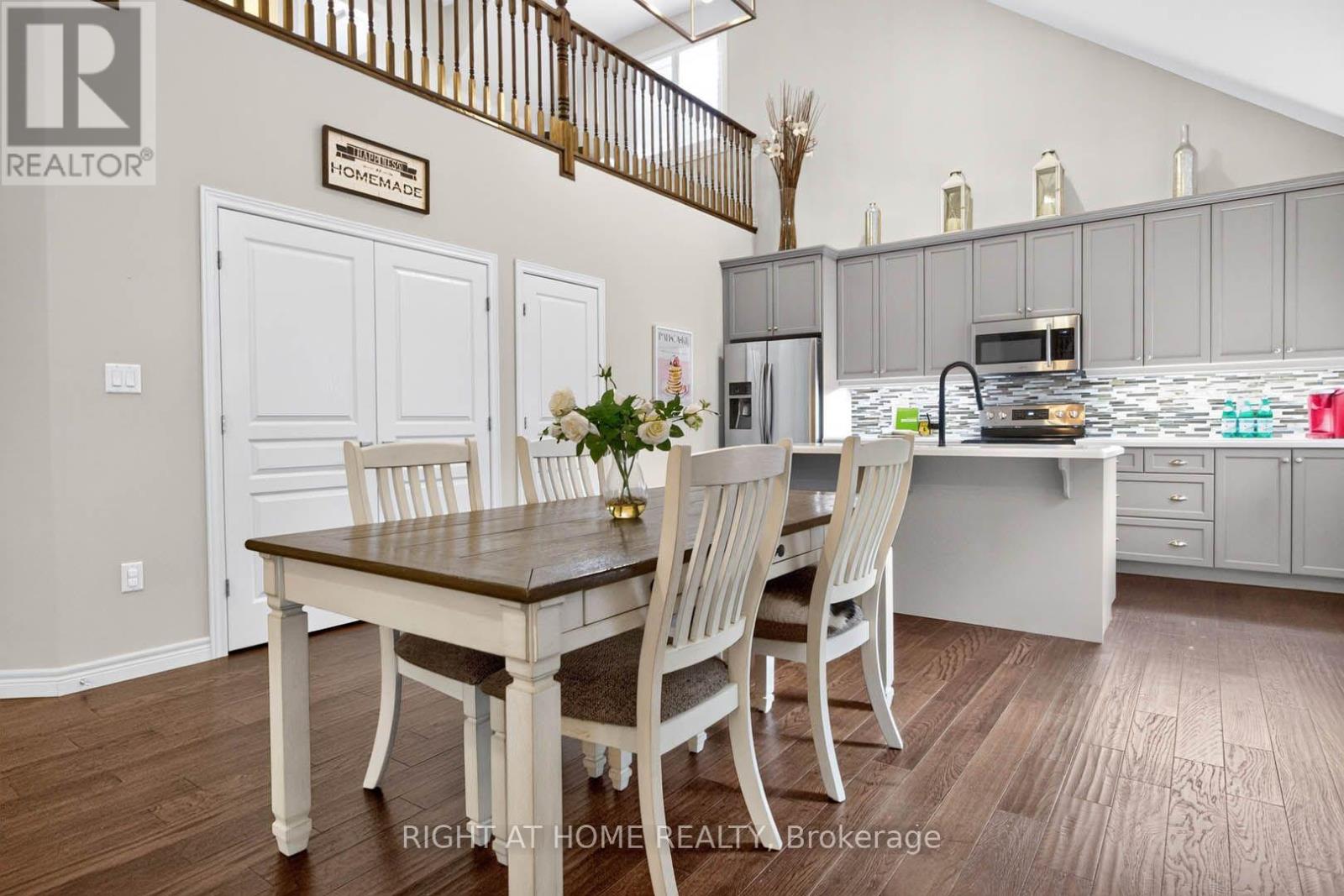 16 Rolling Lane Property Photo 10
