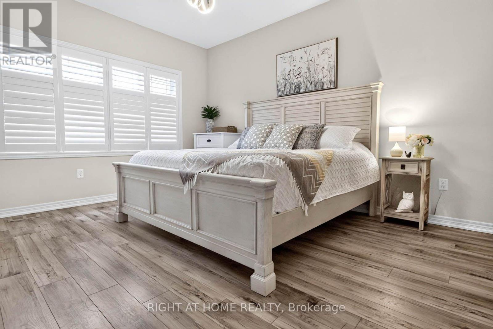 16 Rolling Lane Property Photo 19