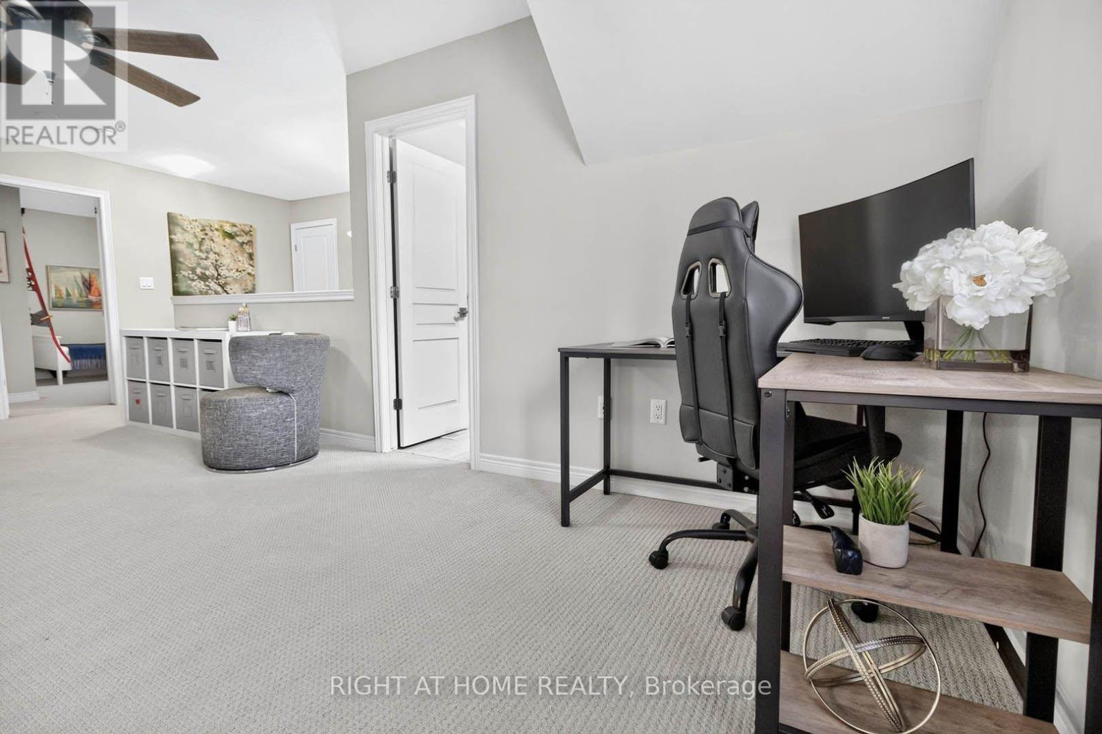 16 Rolling Lane Property Photo 22
