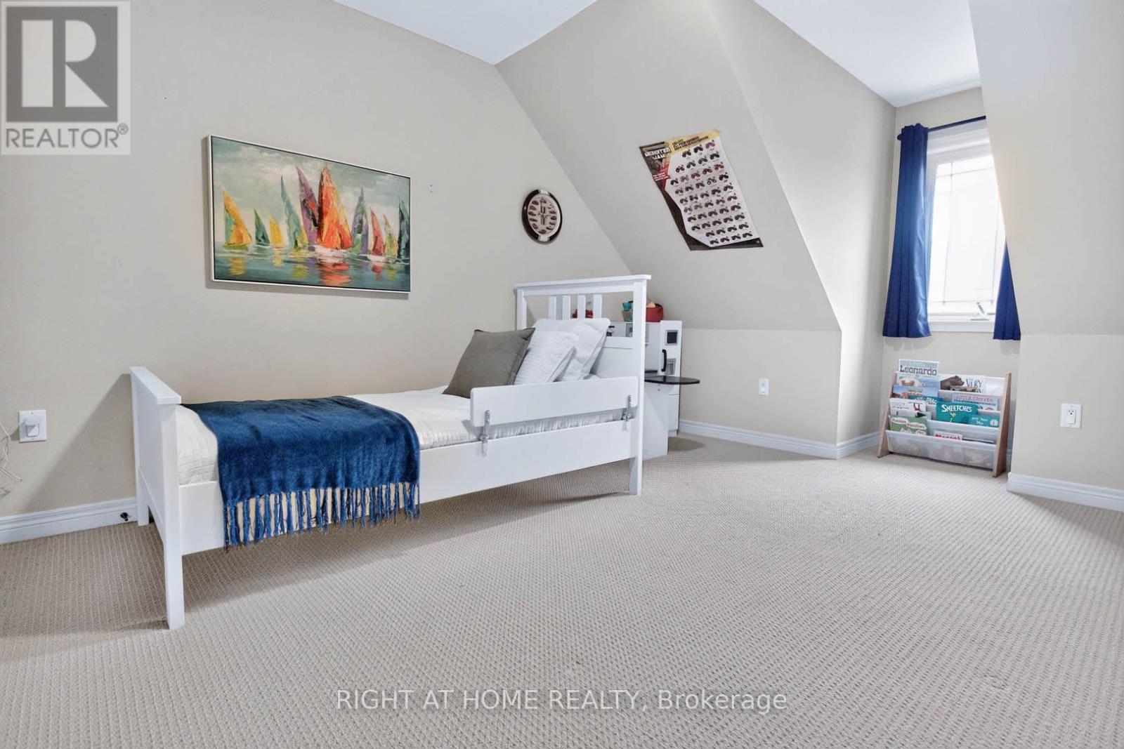 16 Rolling Lane Property Photo 23