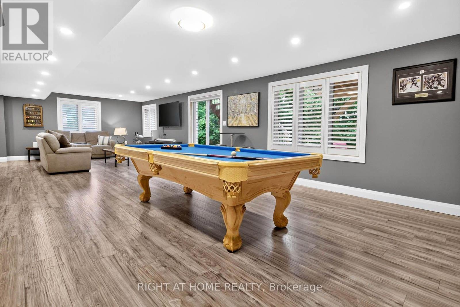 16 Rolling Lane Property Photo 30