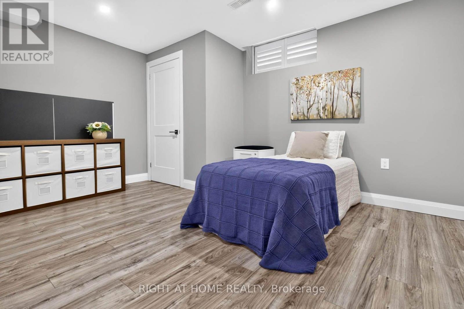 16 Rolling Lane Property Photo 31