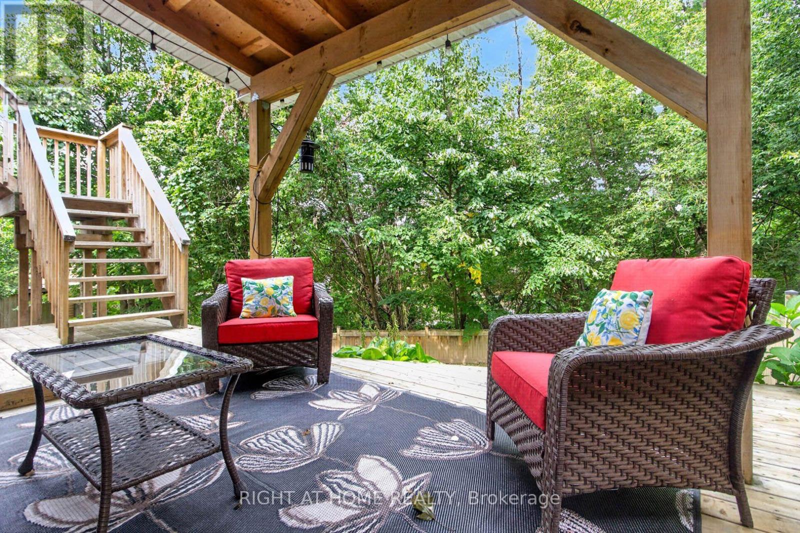 16 Rolling Lane Property Photo 34
