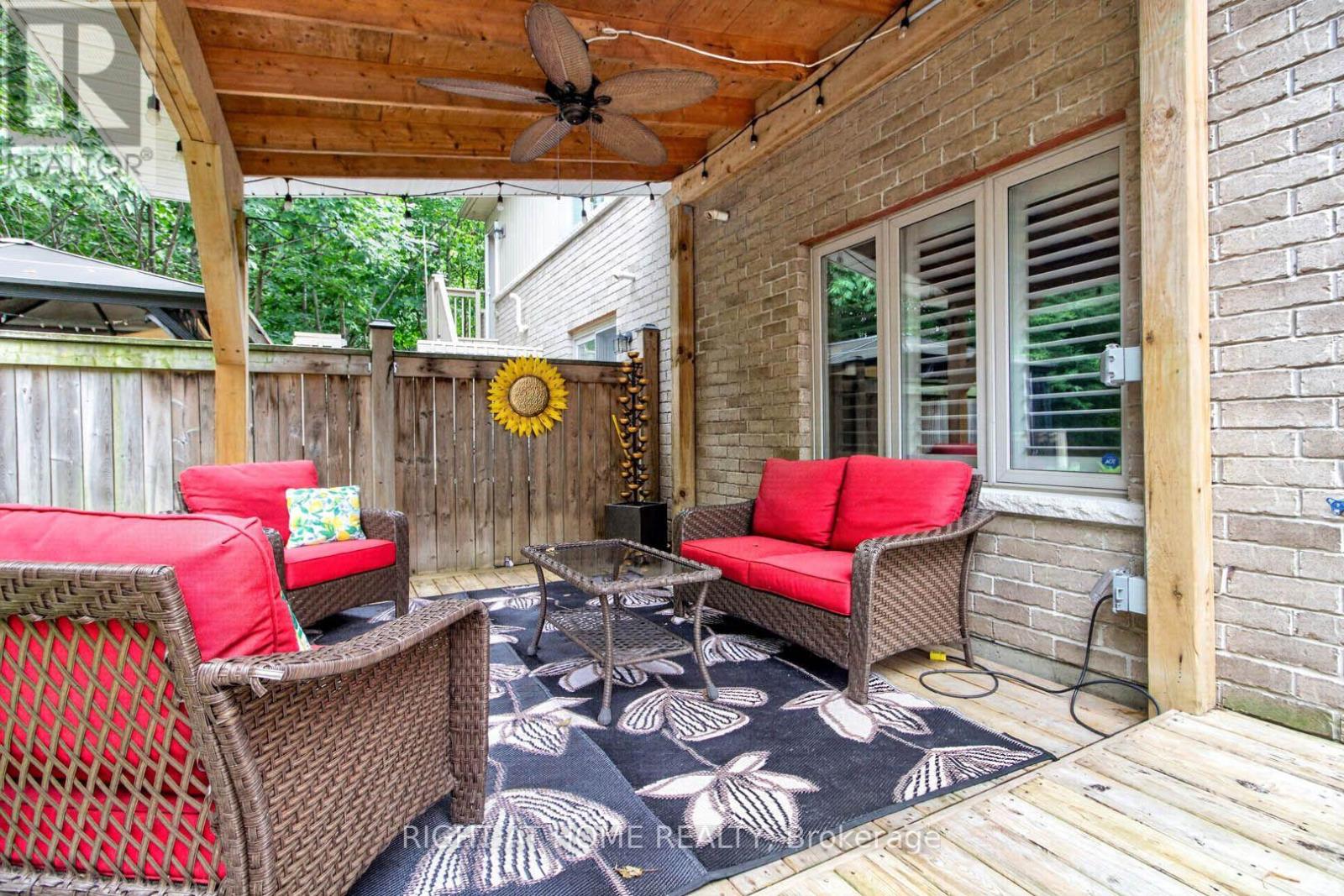 16 Rolling Lane Property Photo 36