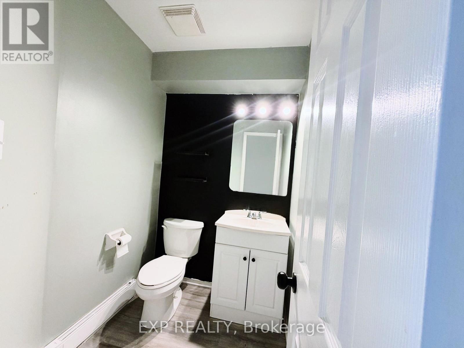 406 Briston Private Property Photo 13
