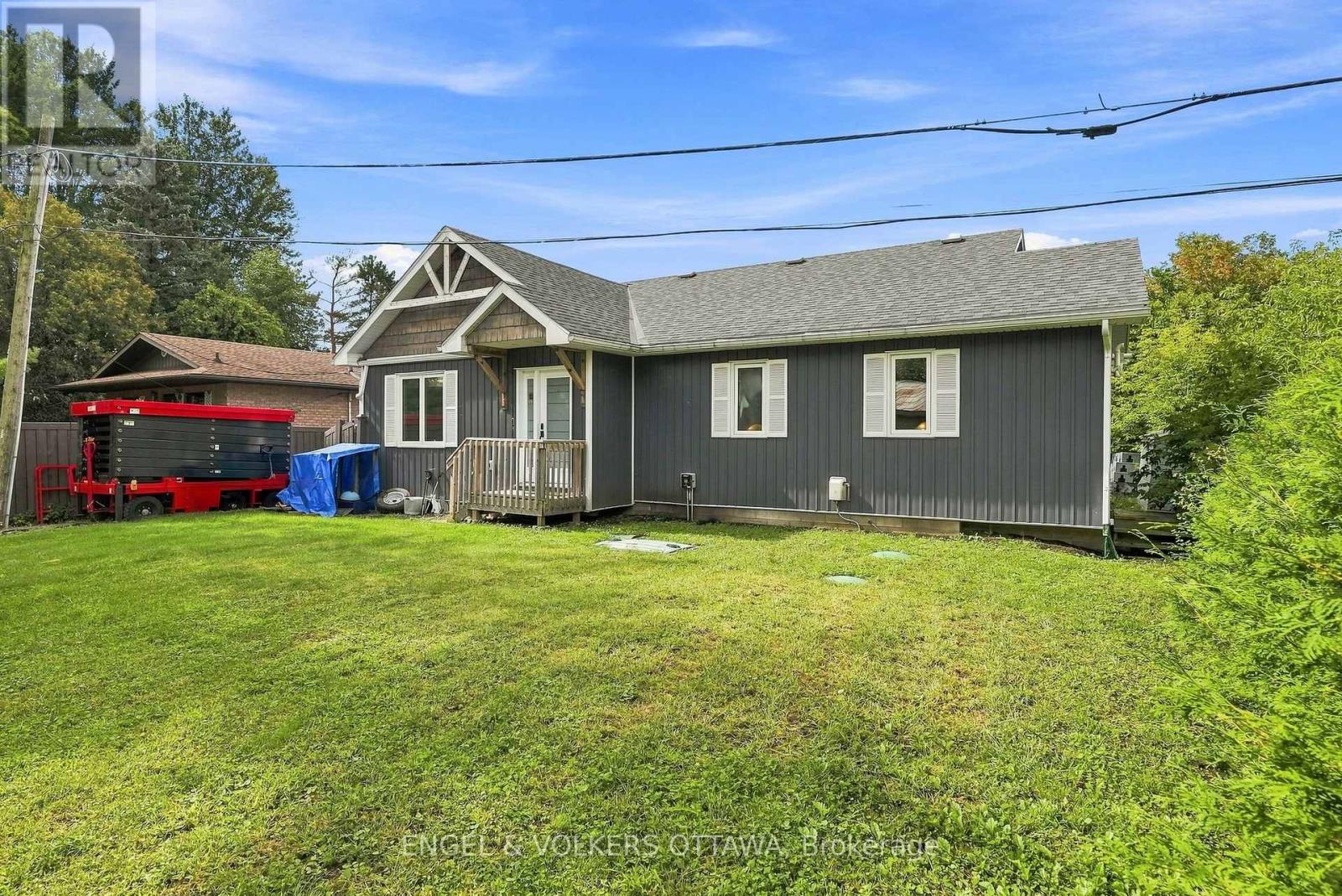 1760b River Road Property Photo 4