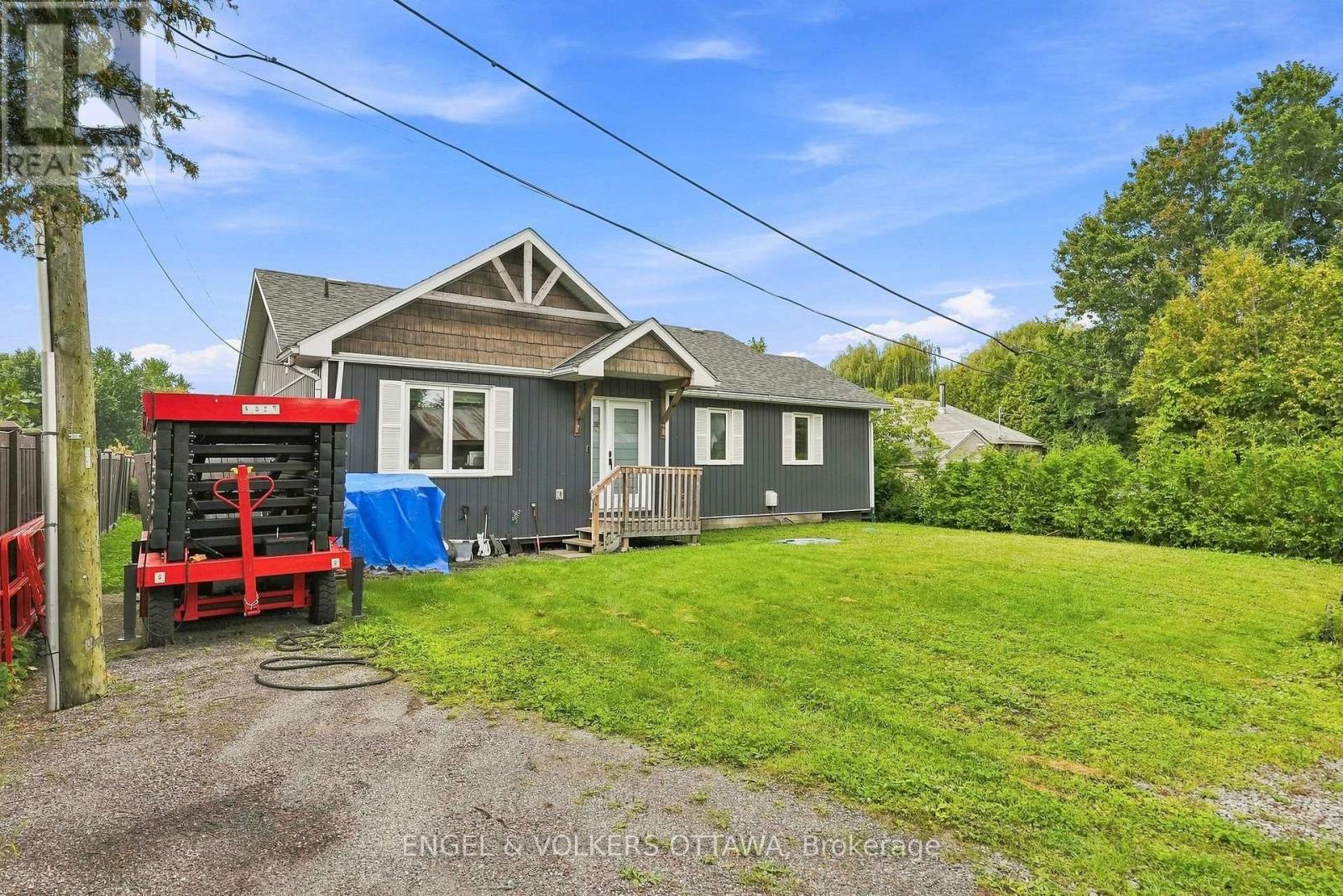 1760b River Road Property Photo 5