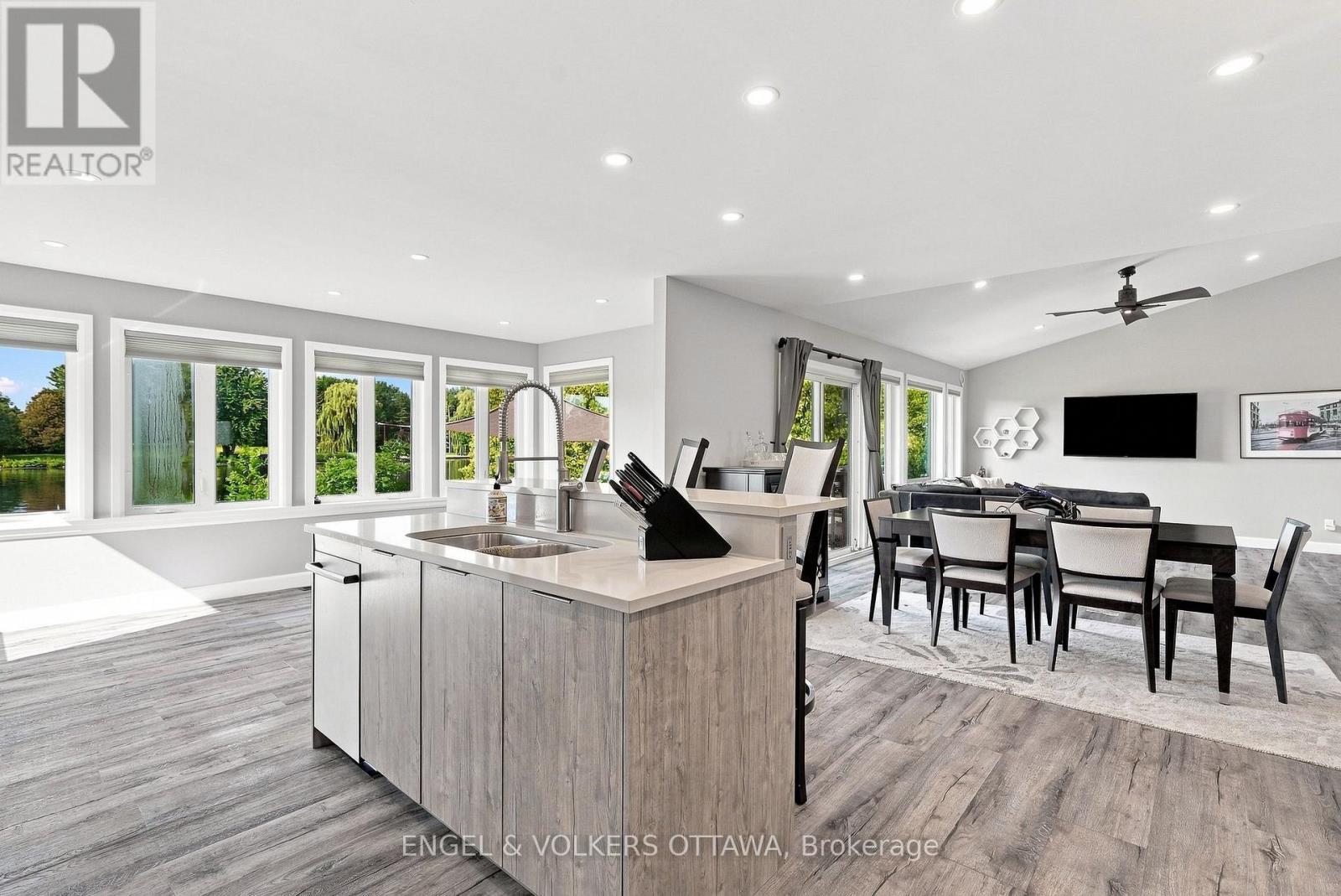 1760b River Road Property Photo 15