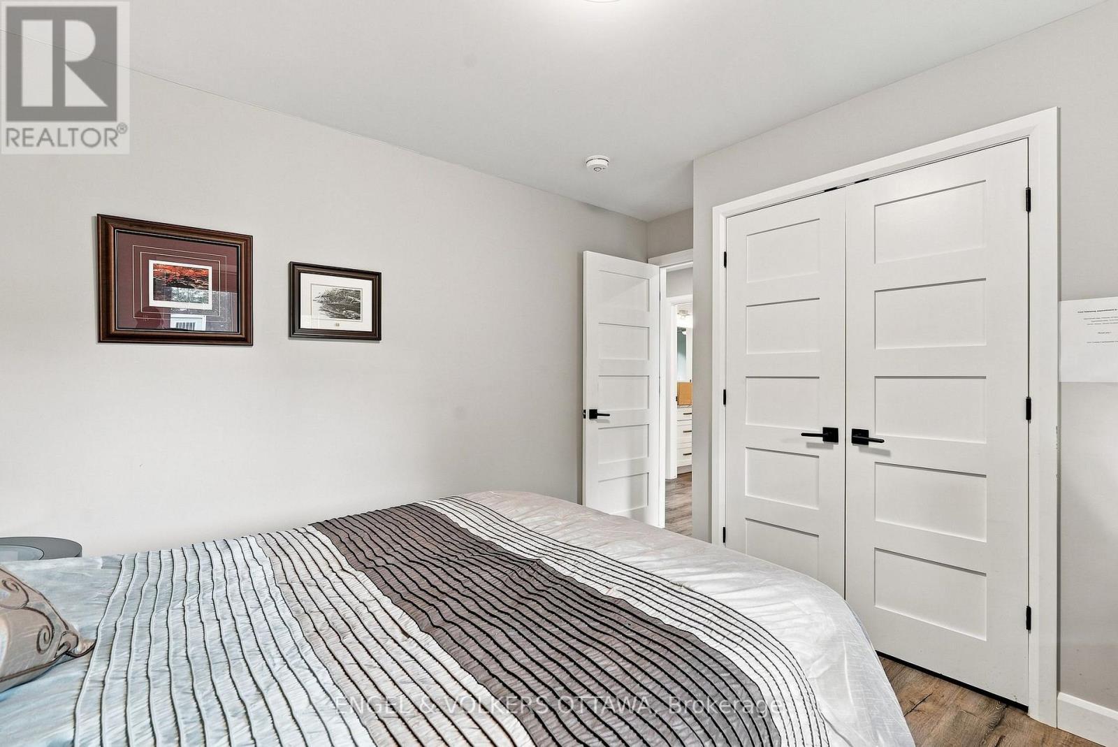 1760b River Road Property Photo 33