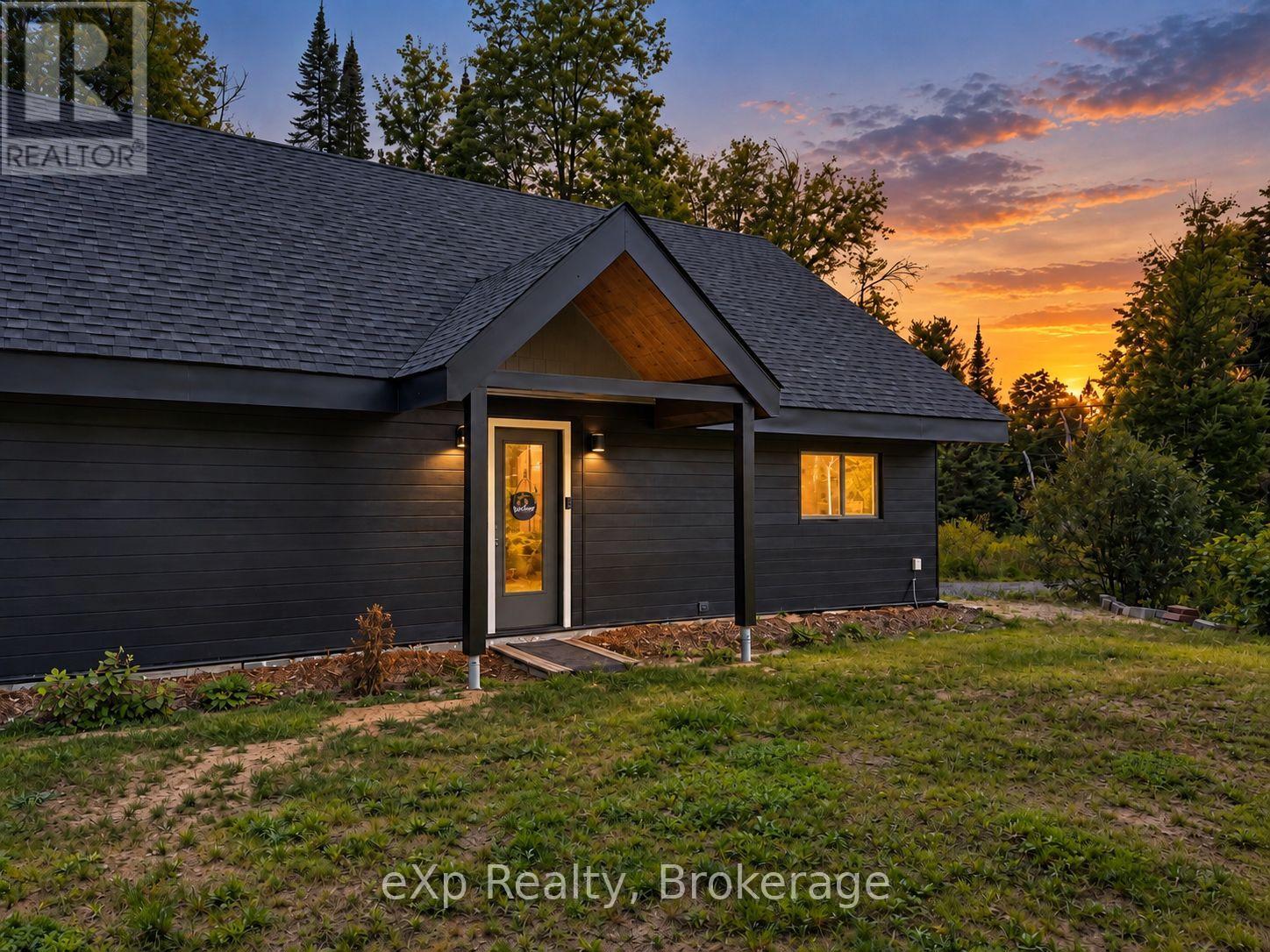 422 Balsam Chutes Road Property Photo 1