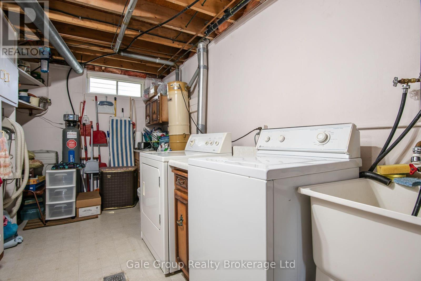 20 George Street E Property Photo 30