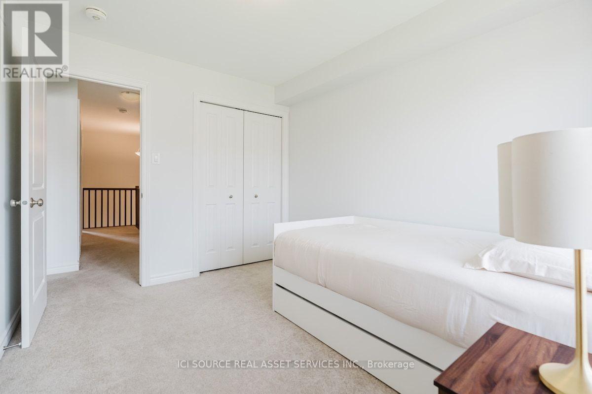 674 Capricorn Circle Property Photo 2
