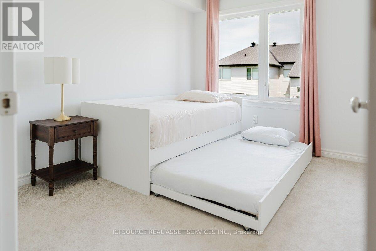 674 Capricorn Circle Property Photo 4