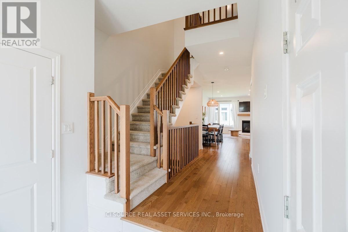 674 Capricorn Circle Property Photo 8