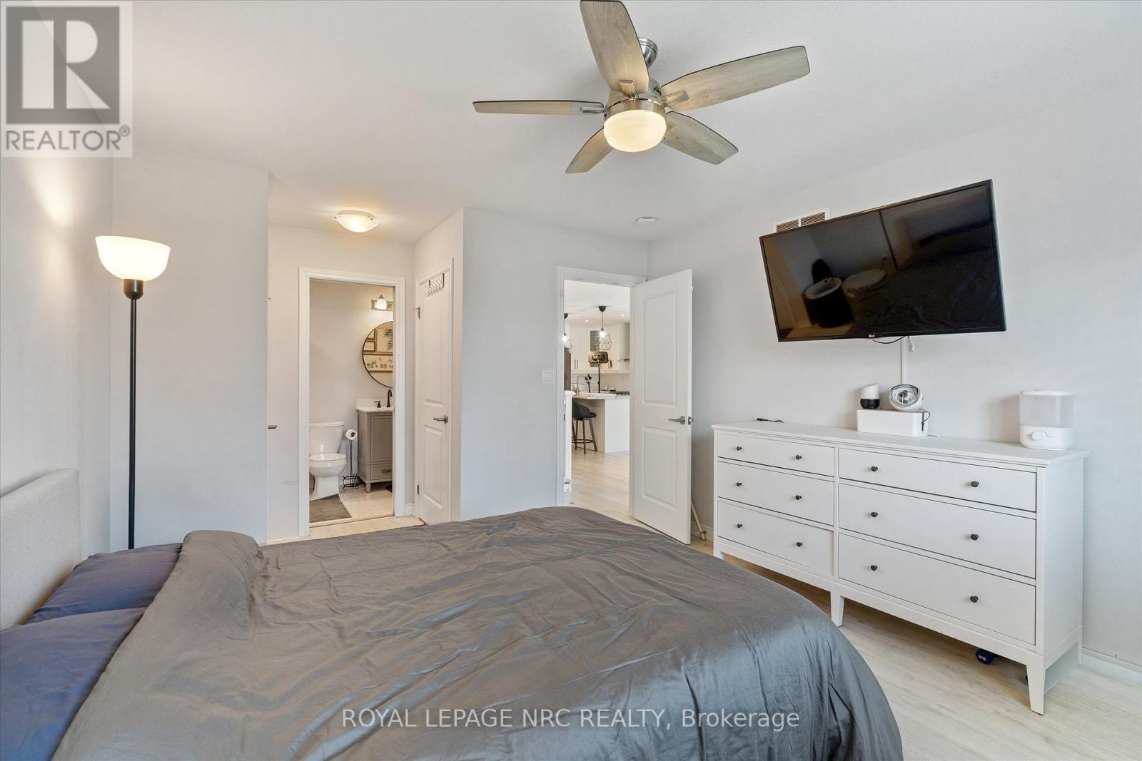 141 Acacia Road Property Photo 13
