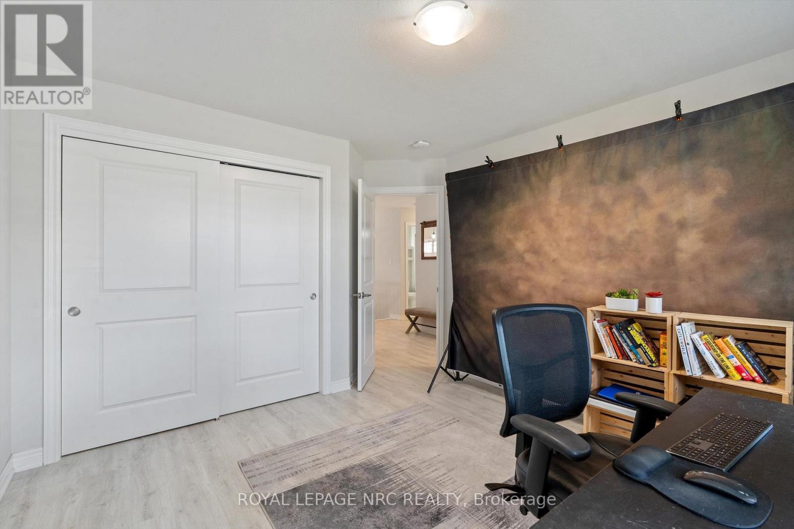 141 Acacia Road Property Photo 17